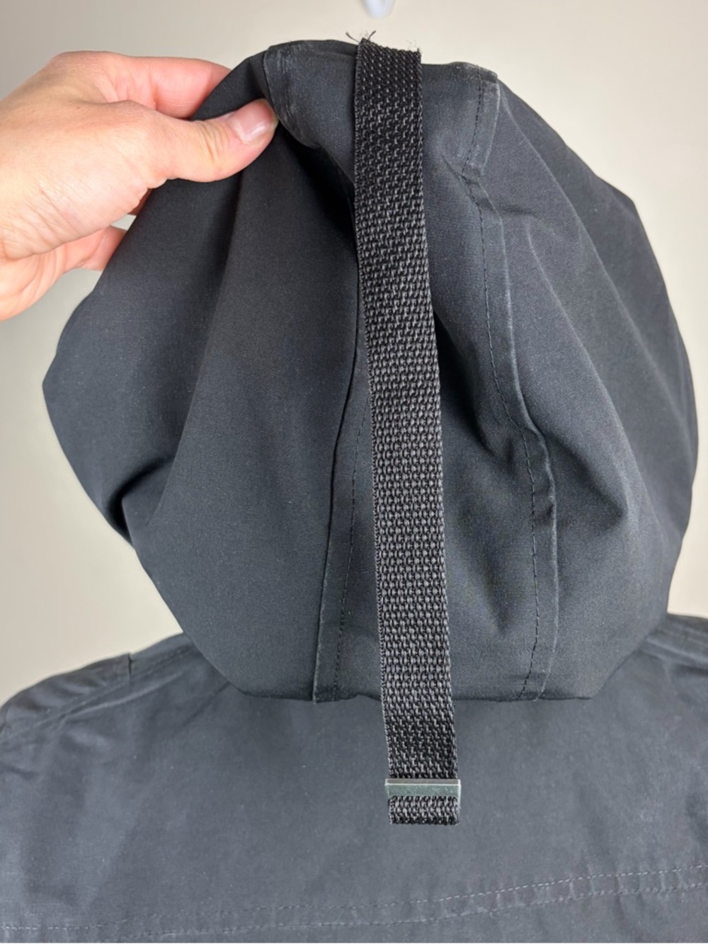 Canada Goose Women's S Black Hooded Long Parka Flawed and heavy used - Picture 5 of 16
